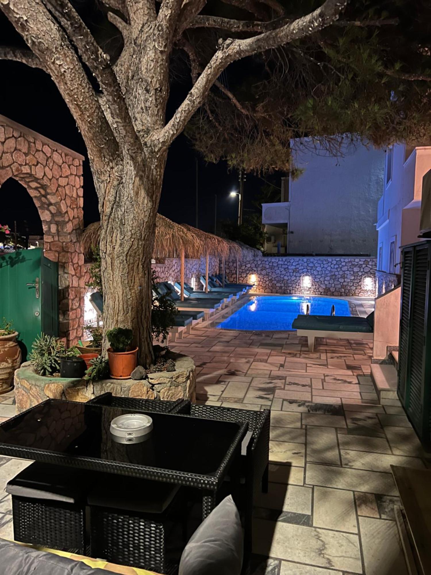 Santa Magia Hotel Kamari  Ngoại thất bức ảnh