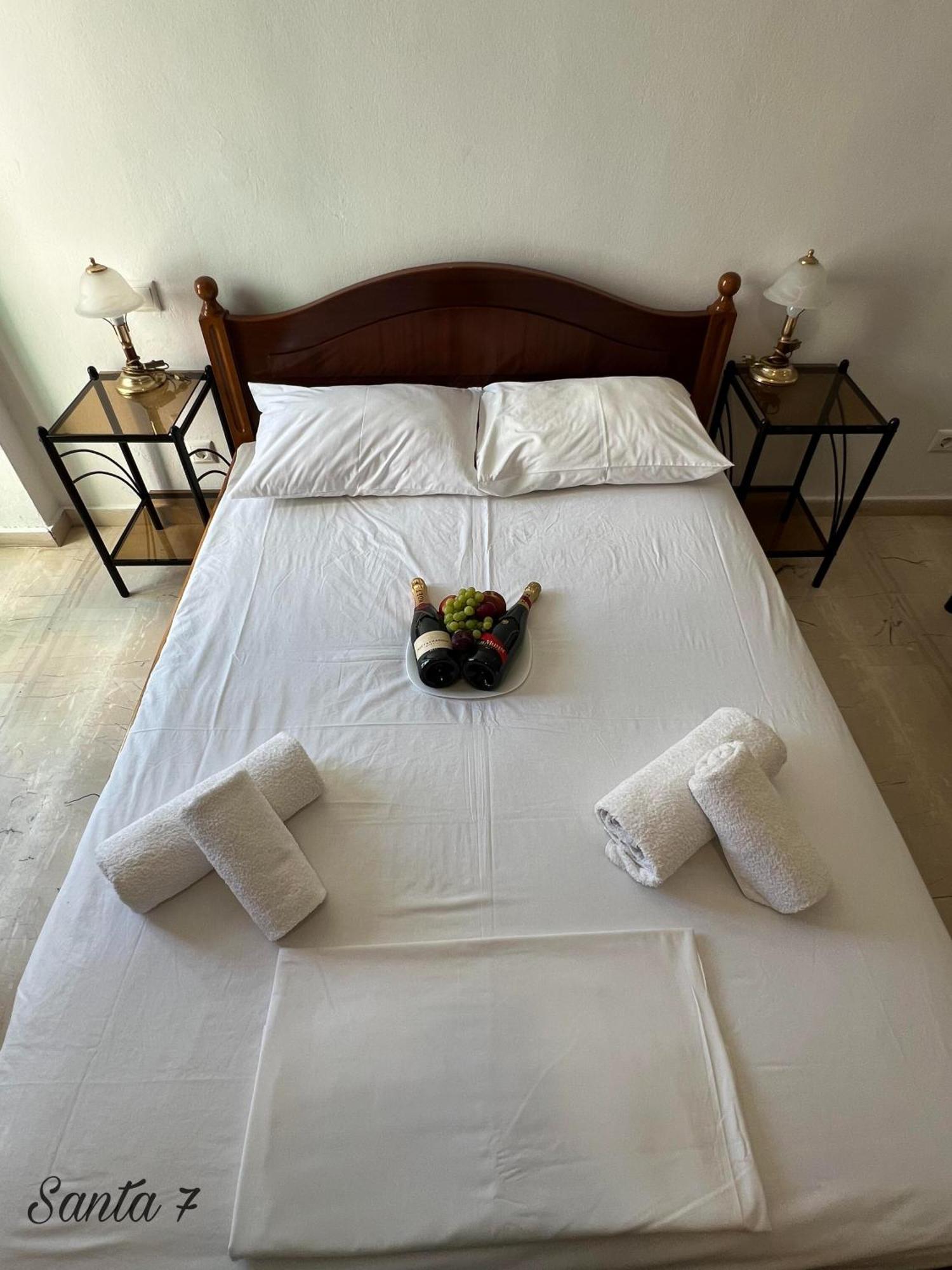 Santa Magia Hotel Kamari  Ngoại thất bức ảnh