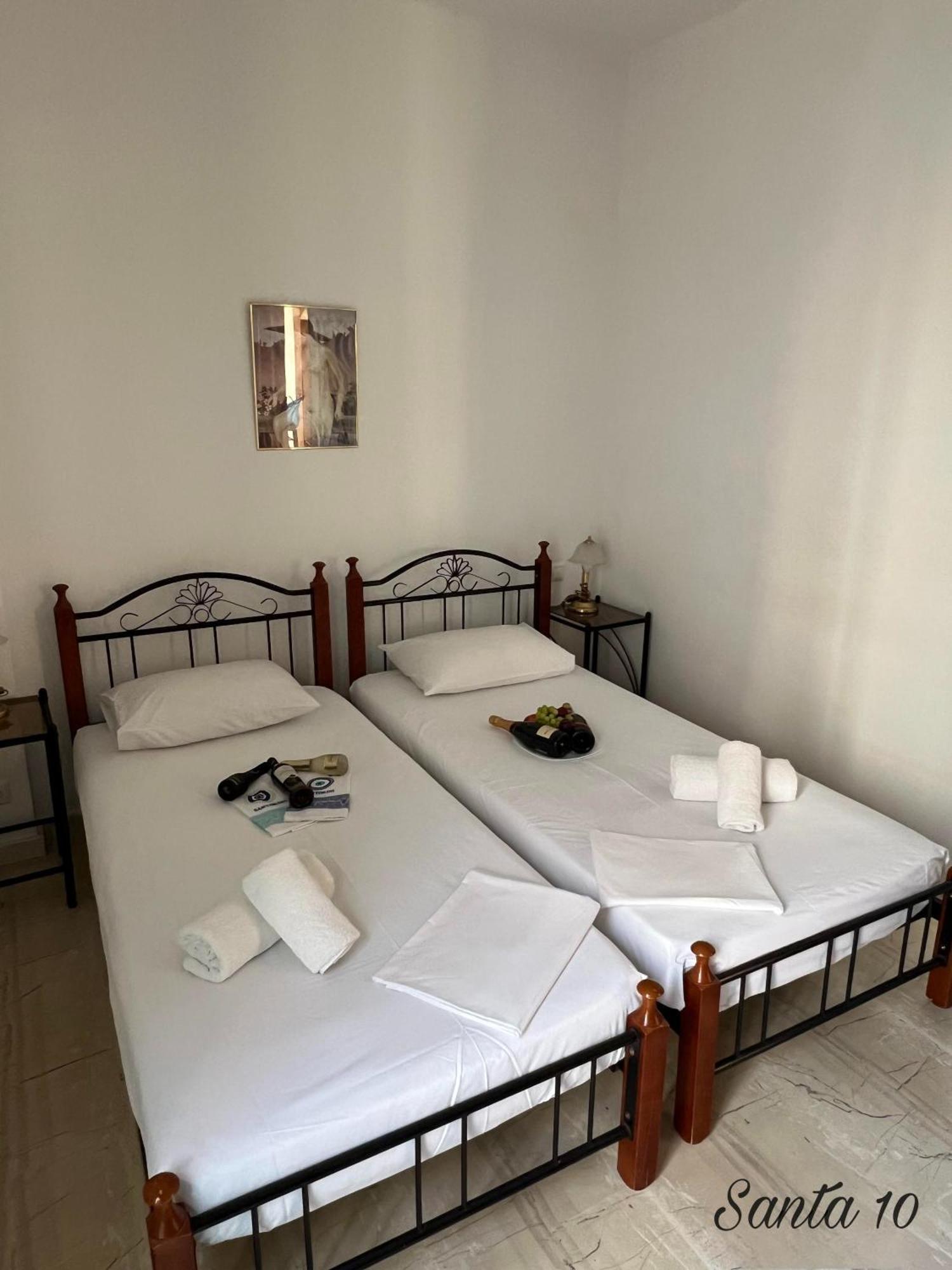 Santa Magia Hotel Kamari  Ngoại thất bức ảnh