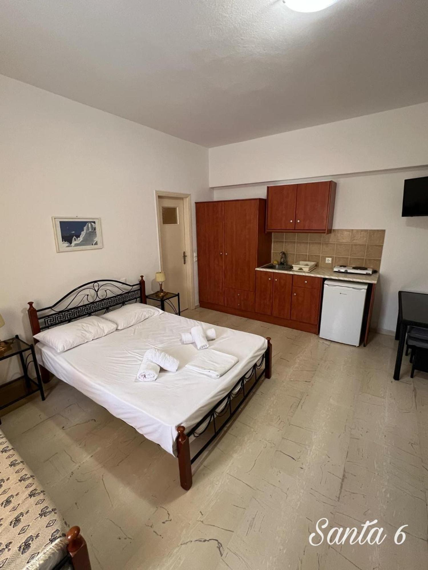 Santa Magia Hotel Kamari  Ngoại thất bức ảnh